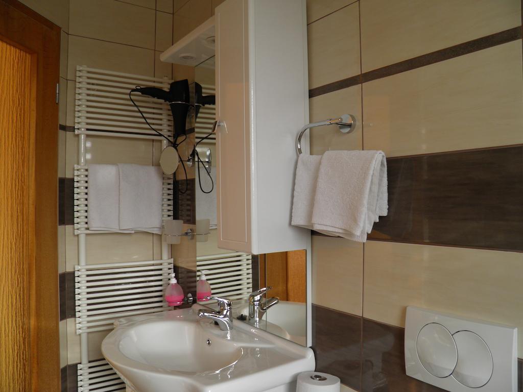 Hotel Pri Storklji Moravske Toplice Habitación foto